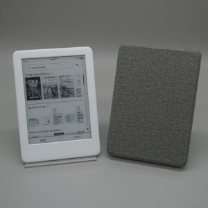 2a_resized Kindle Basic 10th Generation 8GB eReader White with New Grey Slim Smart Case